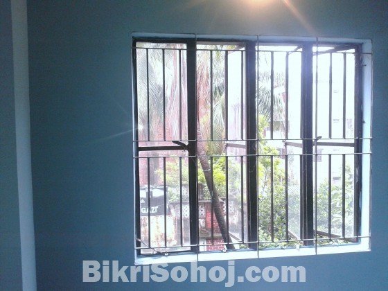 2 bed flat at Lalbagh for Hindu family only